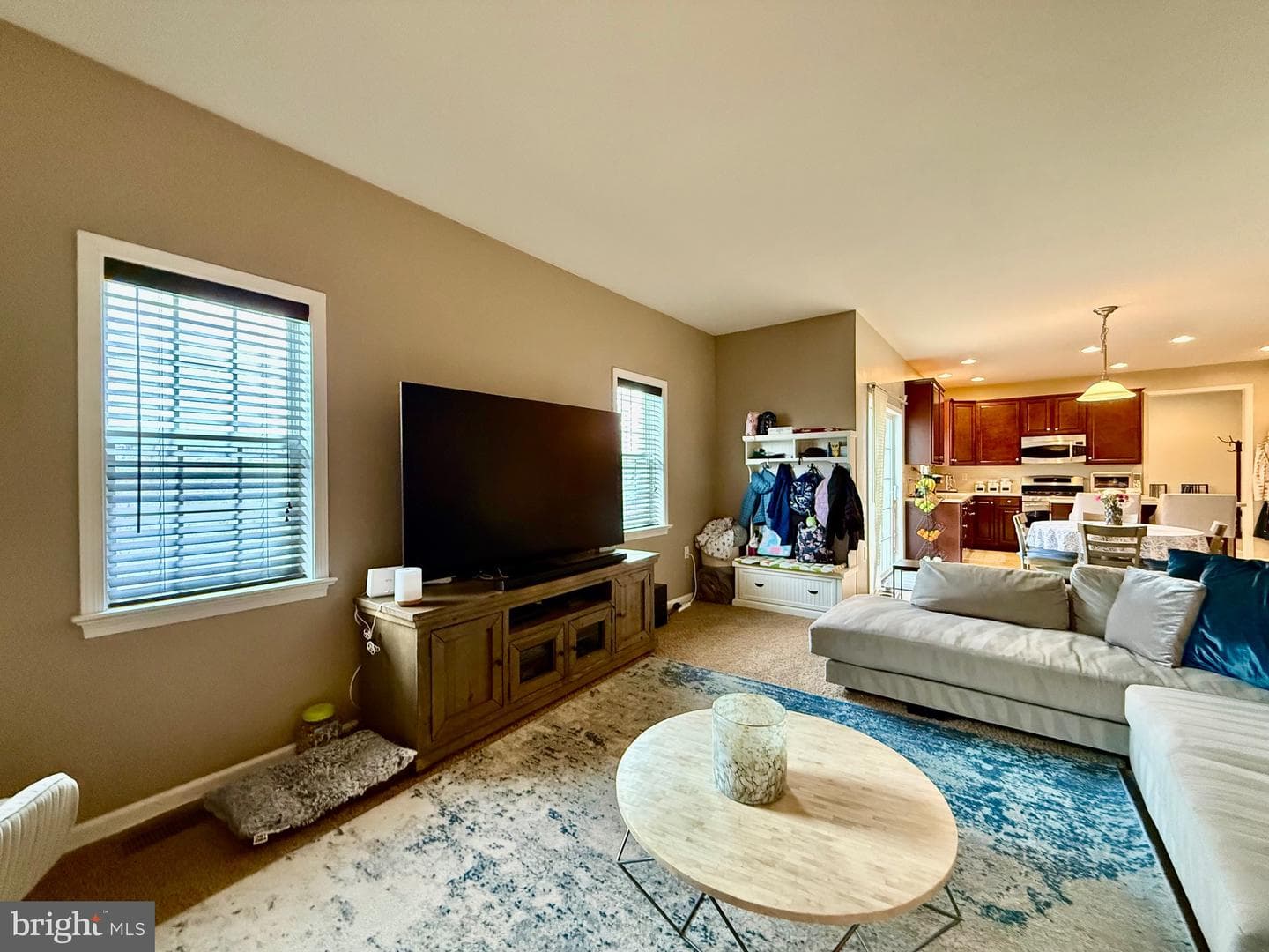 1813 Silverleaf Lane photo 30
