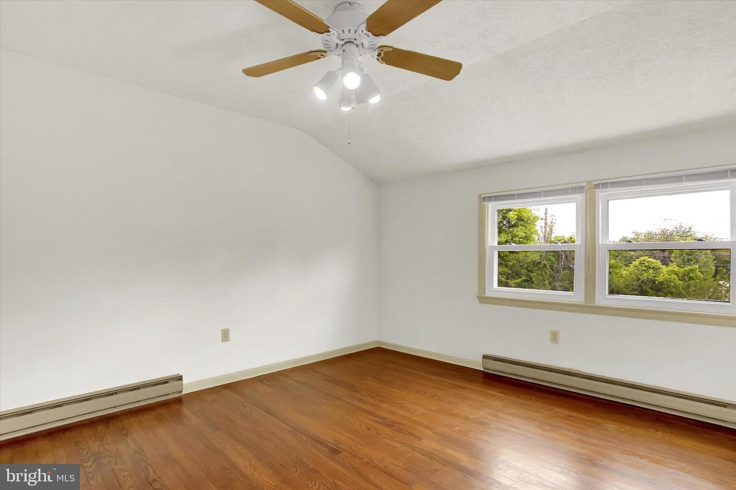 429 N Scenic Road photo 15