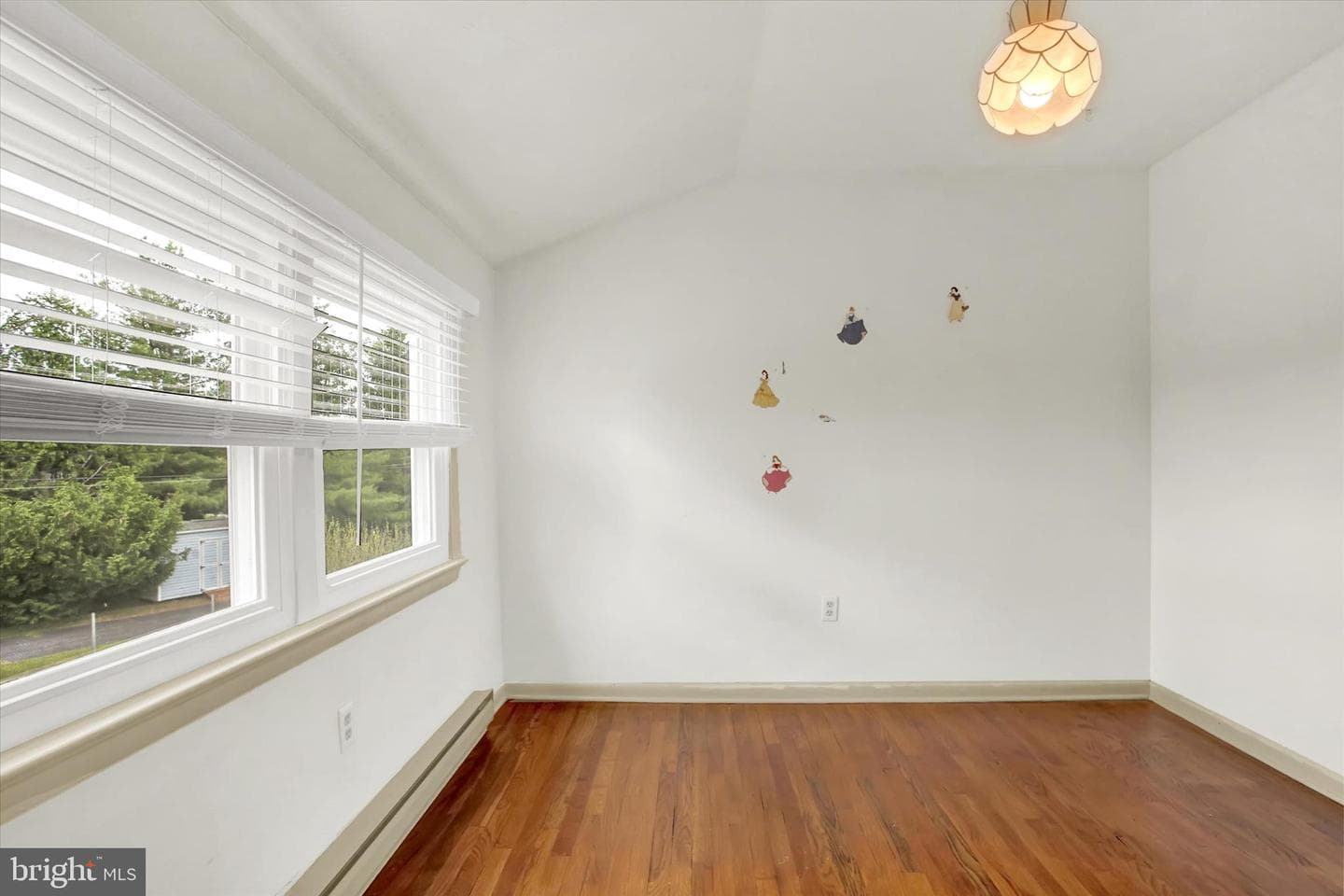 429 N Scenic Road photo 22