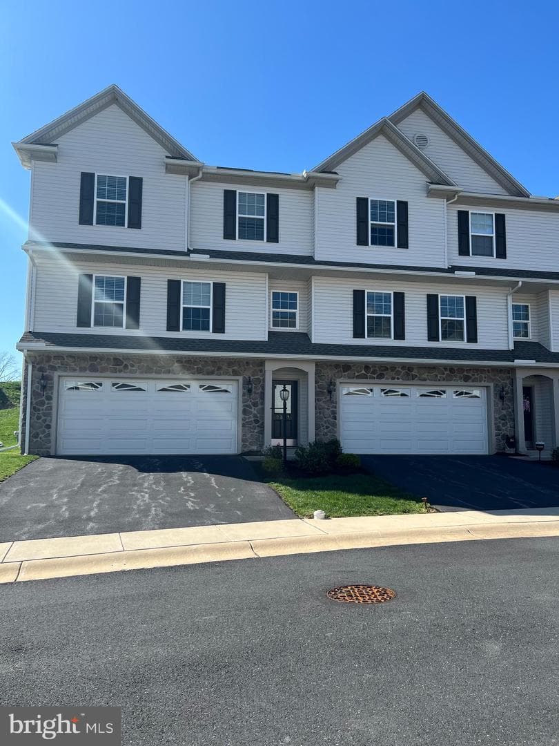 2317 Bartlett Road, Harrisburg