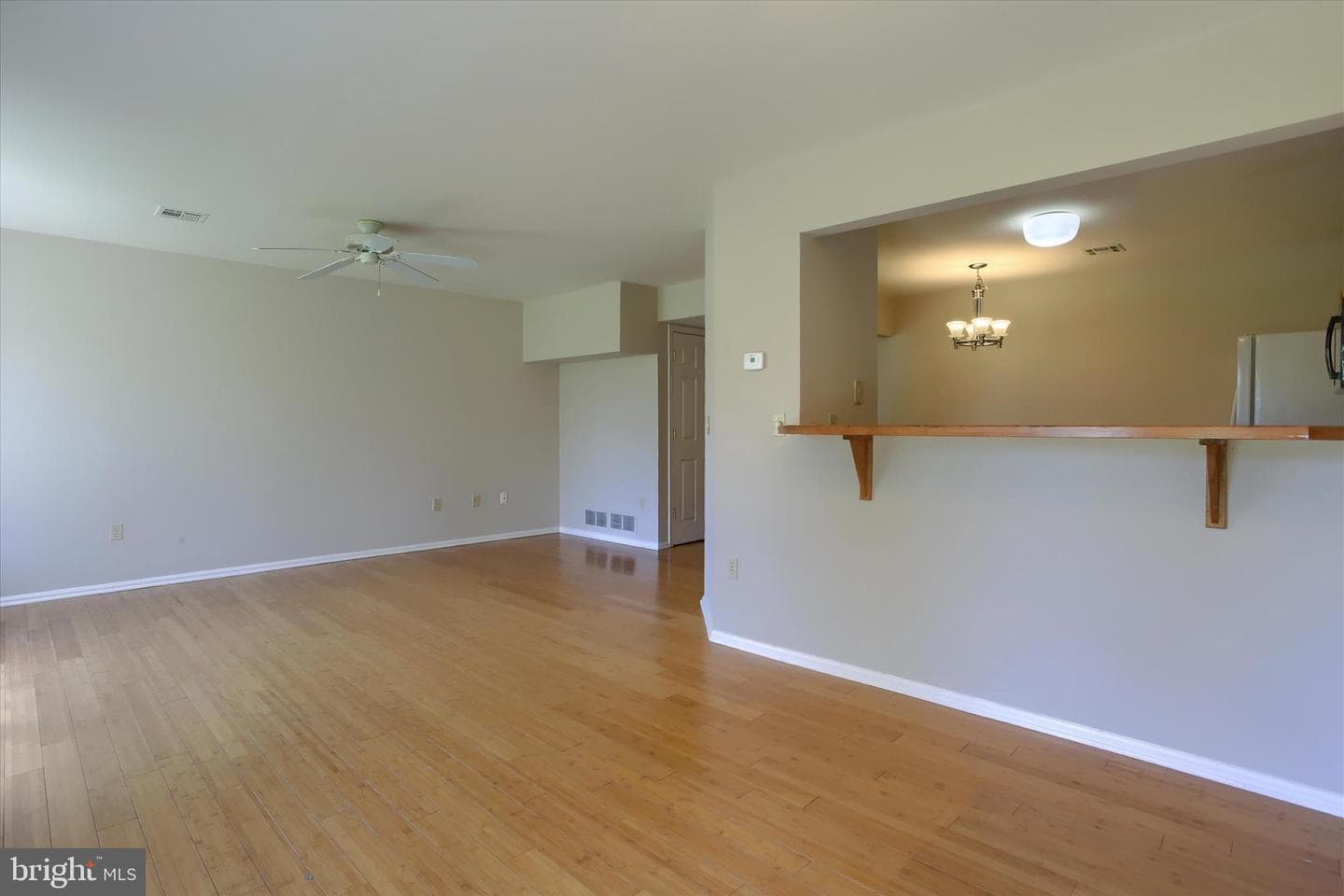 114 Cardinal Lane photo 11
