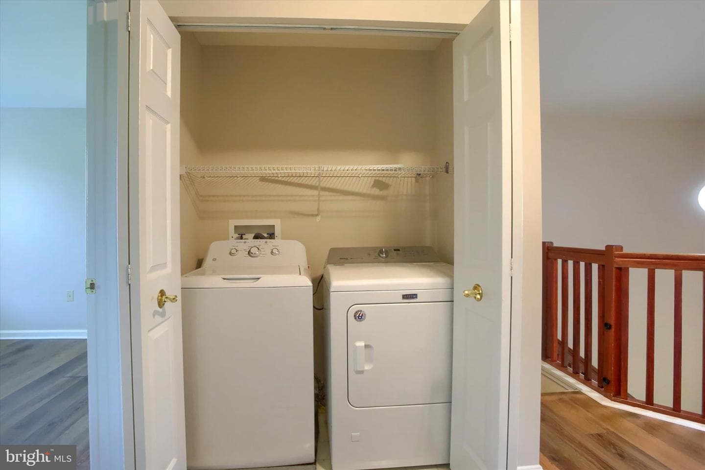114 Cardinal Lane photo 13