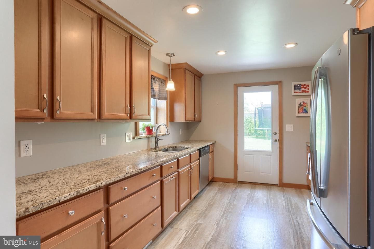 4610 South Road photo 12