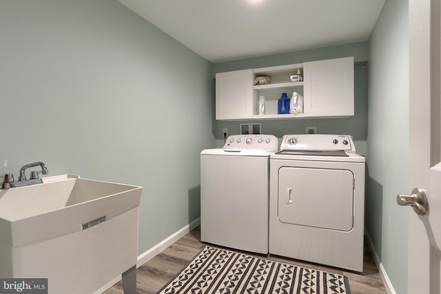 4610 South Road photo 26