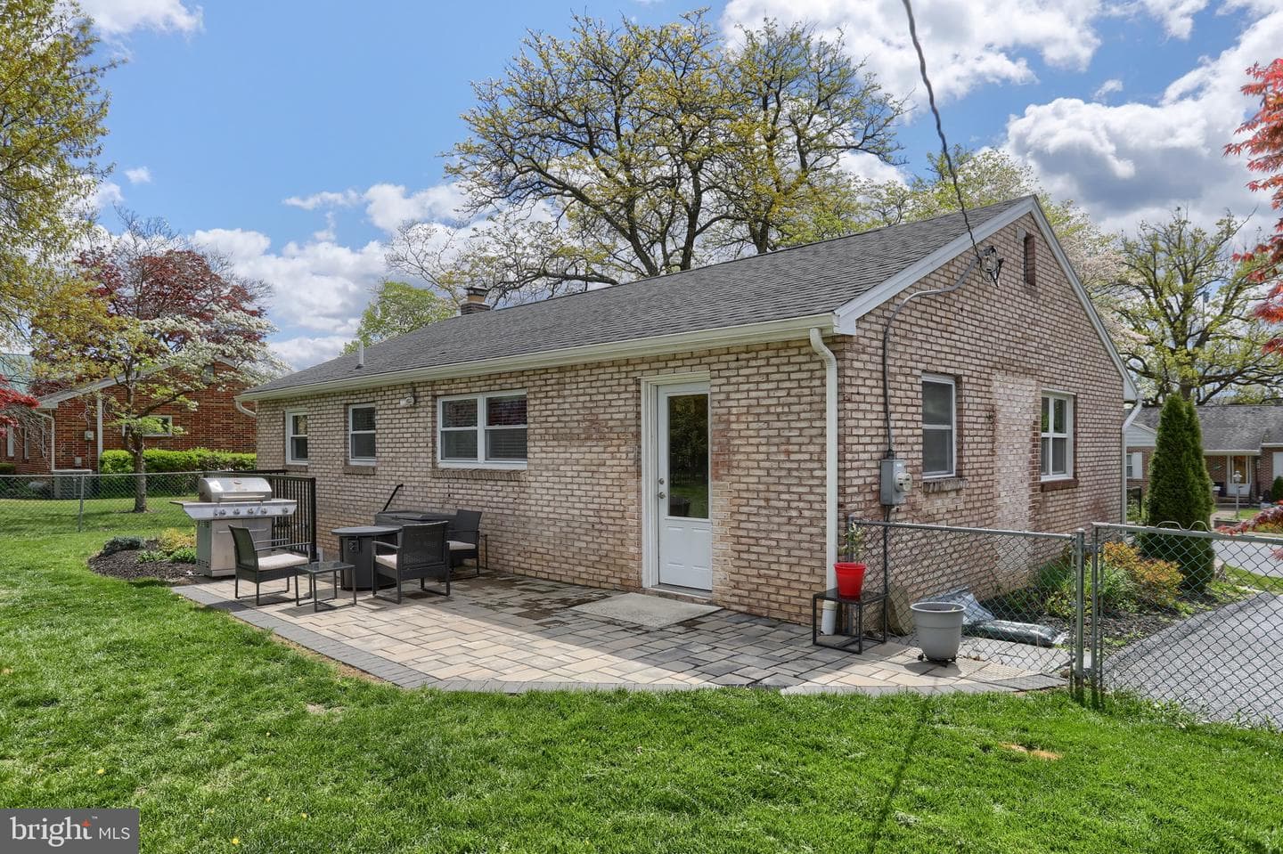 4610 South Road photo 31