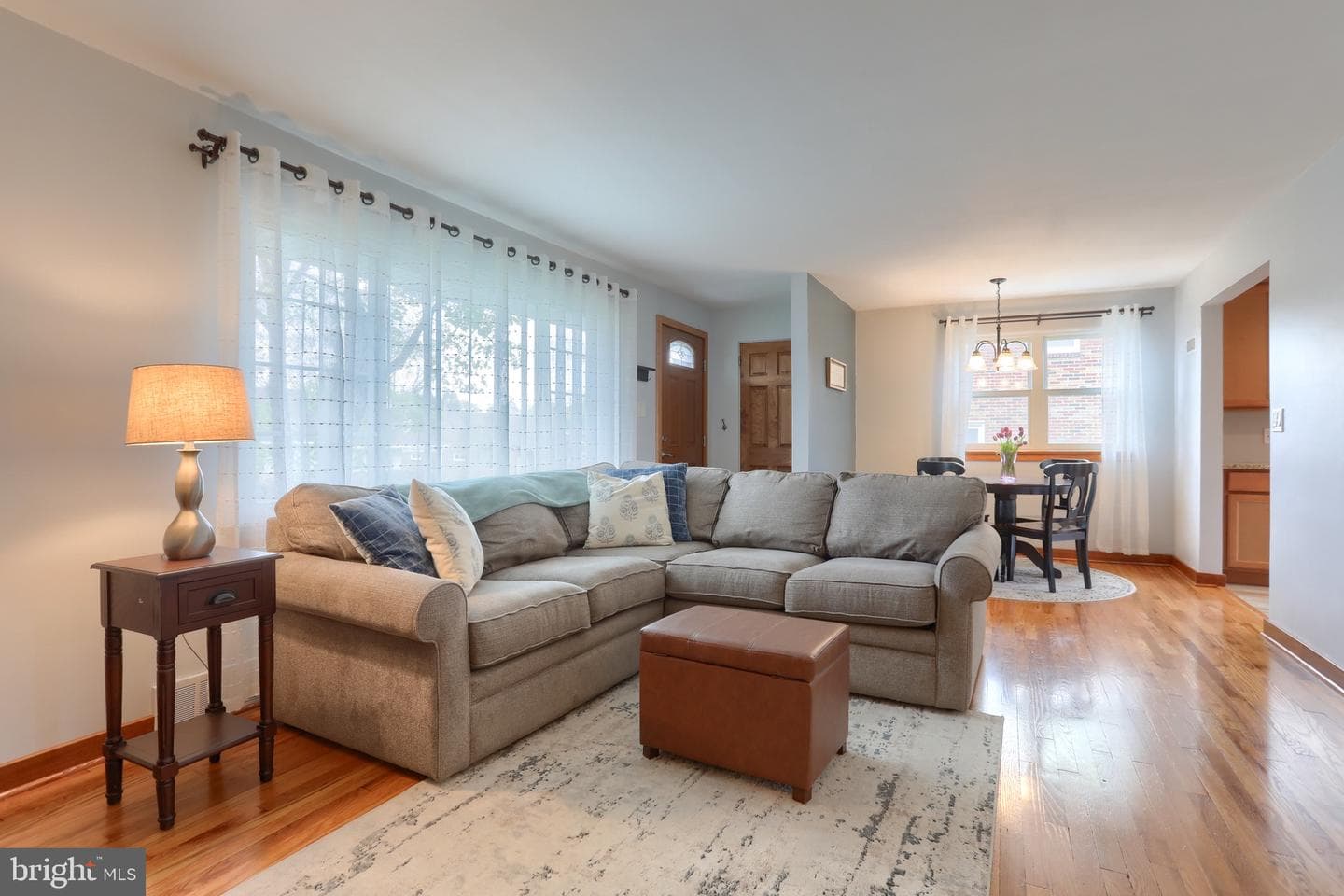 4610 South Road photo 5
