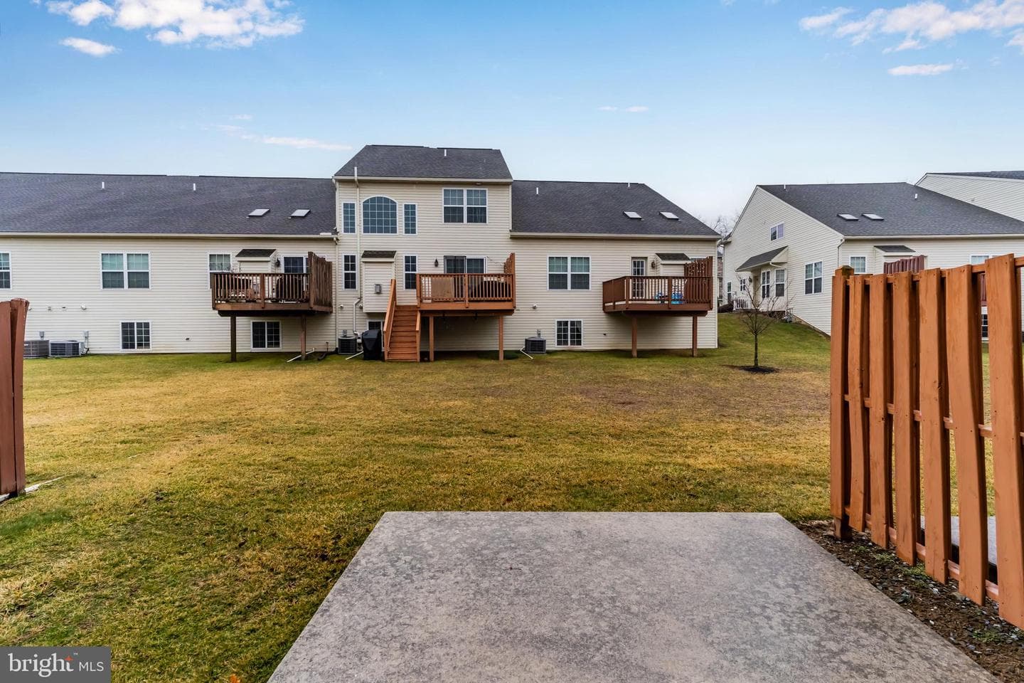 178 Mapleton Drive photo 2