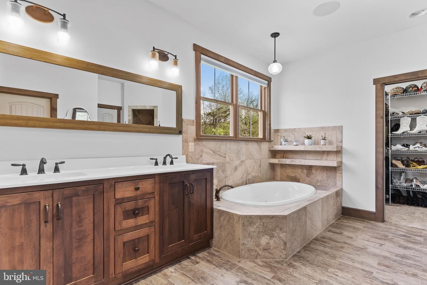 7111 Fishing Creek Valley photo 37