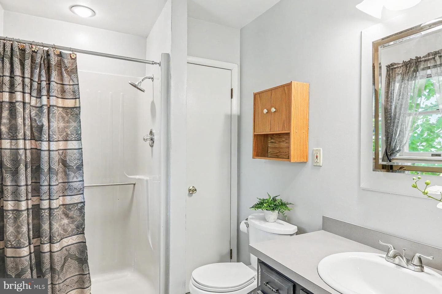5900 Ivy Lane photo 26