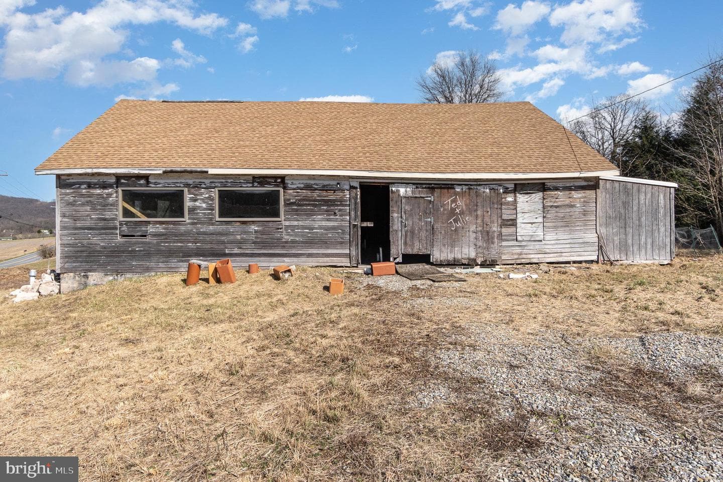 543 Mountain House Road photo 5