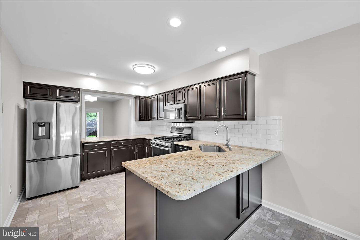 46 Leearden Road photo 13