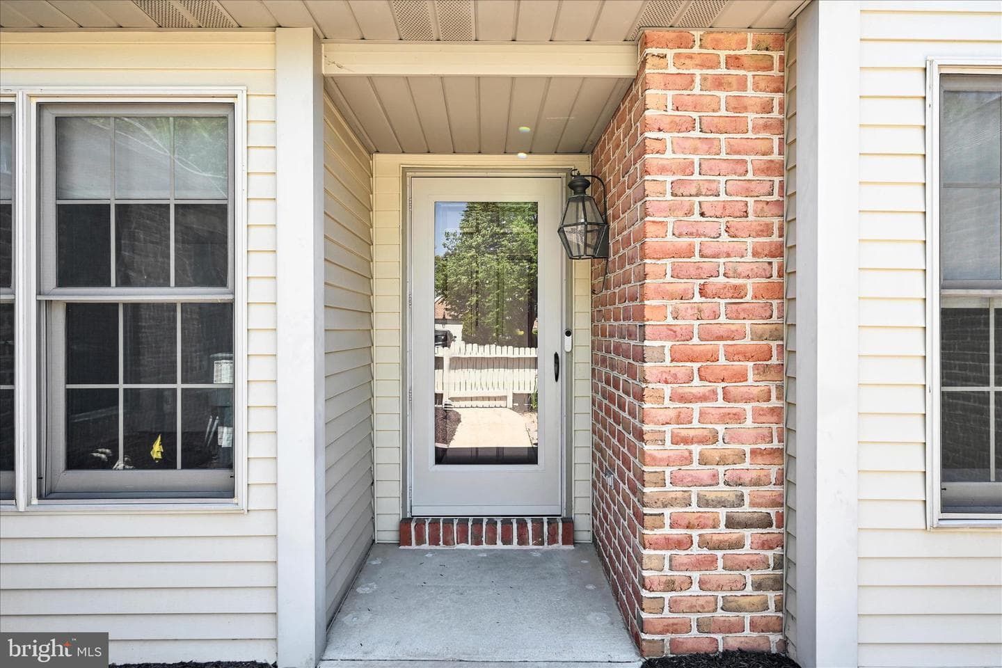 46 Leearden Road photo 2