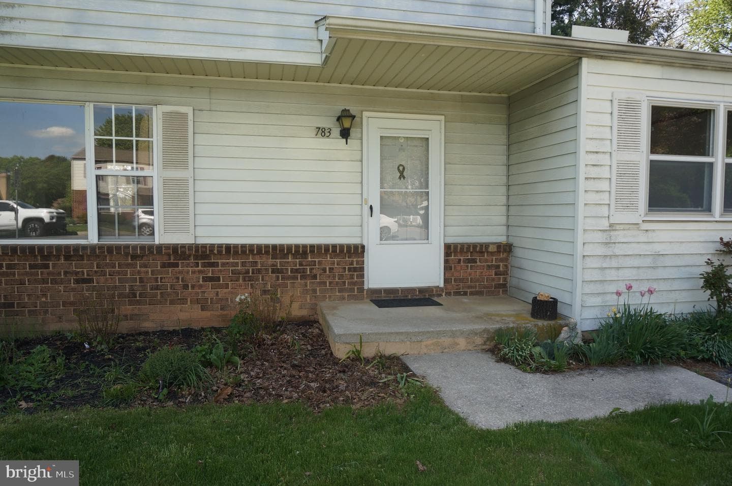 783 Blue Jay Road photo 4