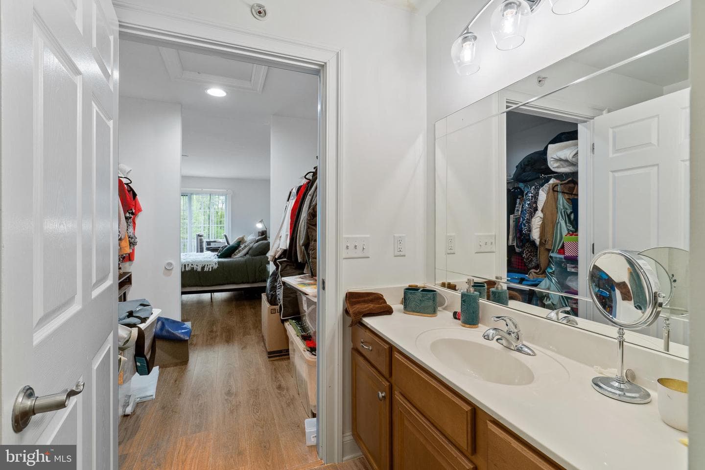 107 High Pointe Drive photo 14