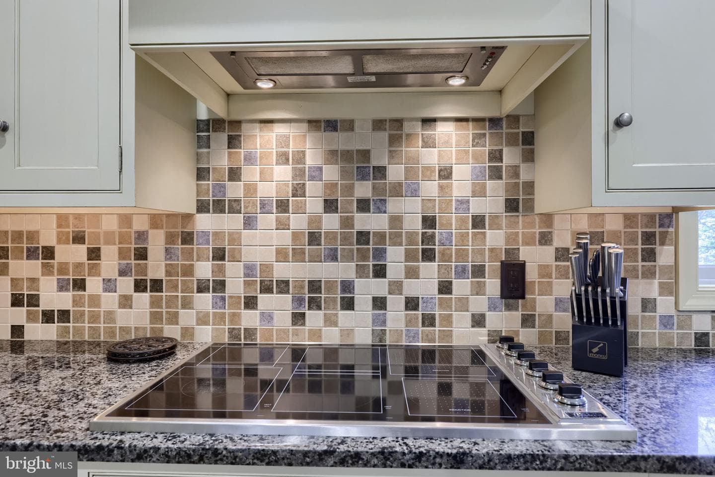 320 Highland Road photo 12