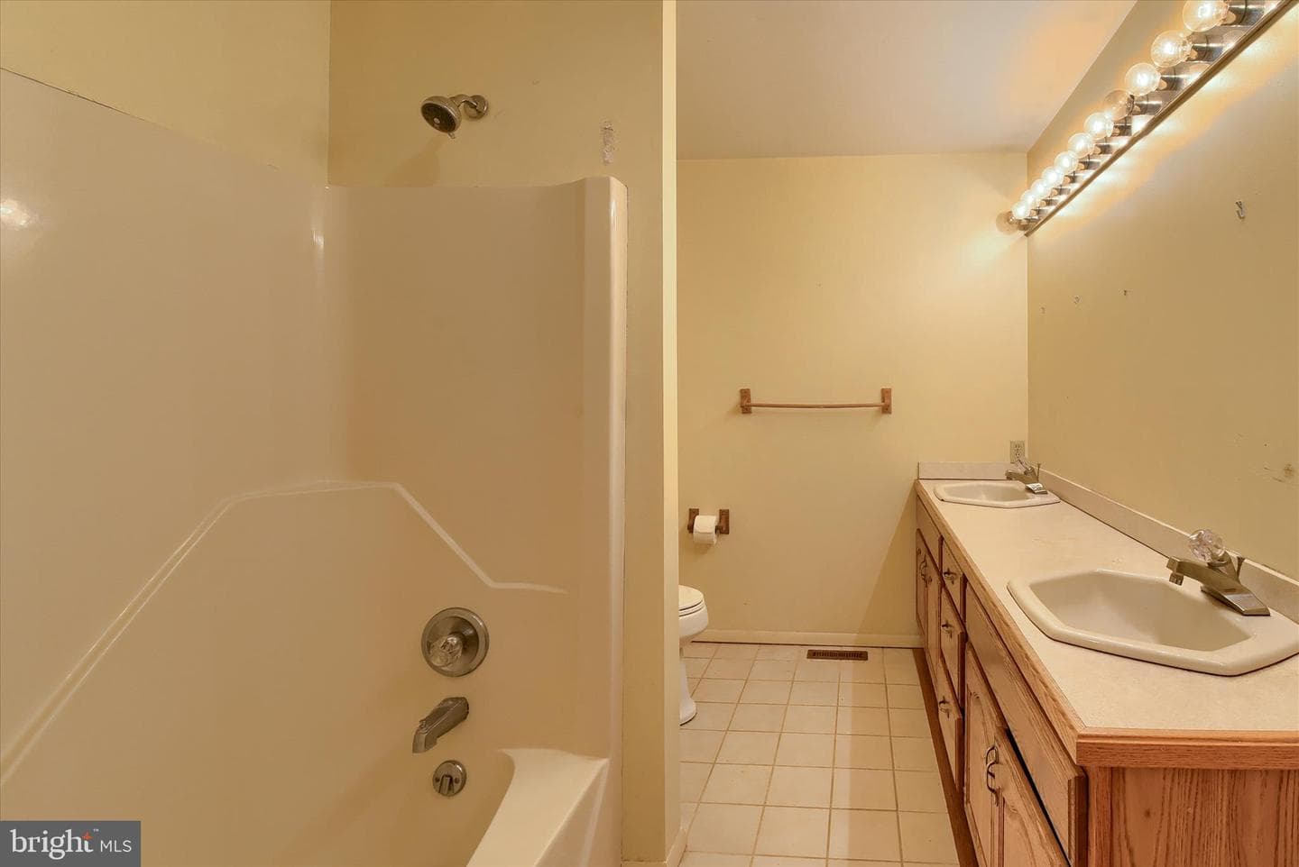 8 Pheasant Drive photo 42