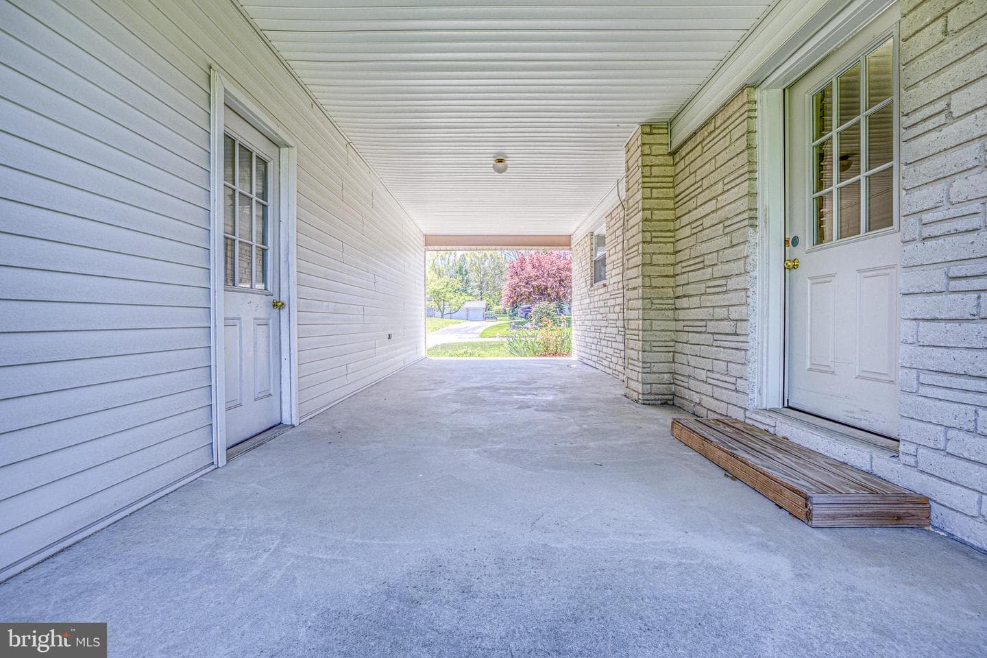 321 E Glenn Road photo 5