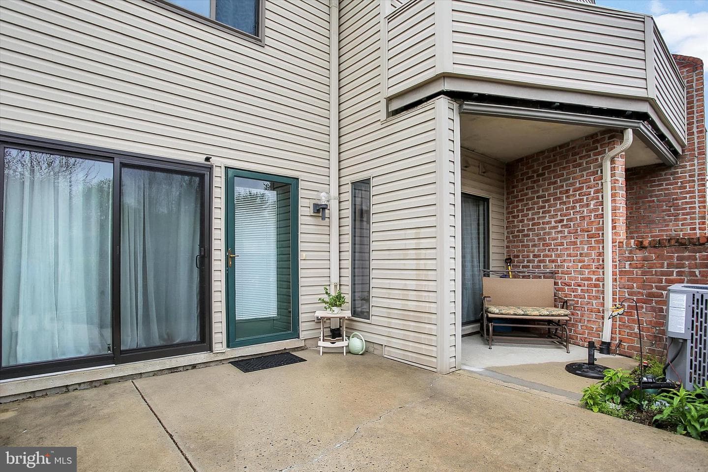 505 Cherrington Drive photo 2