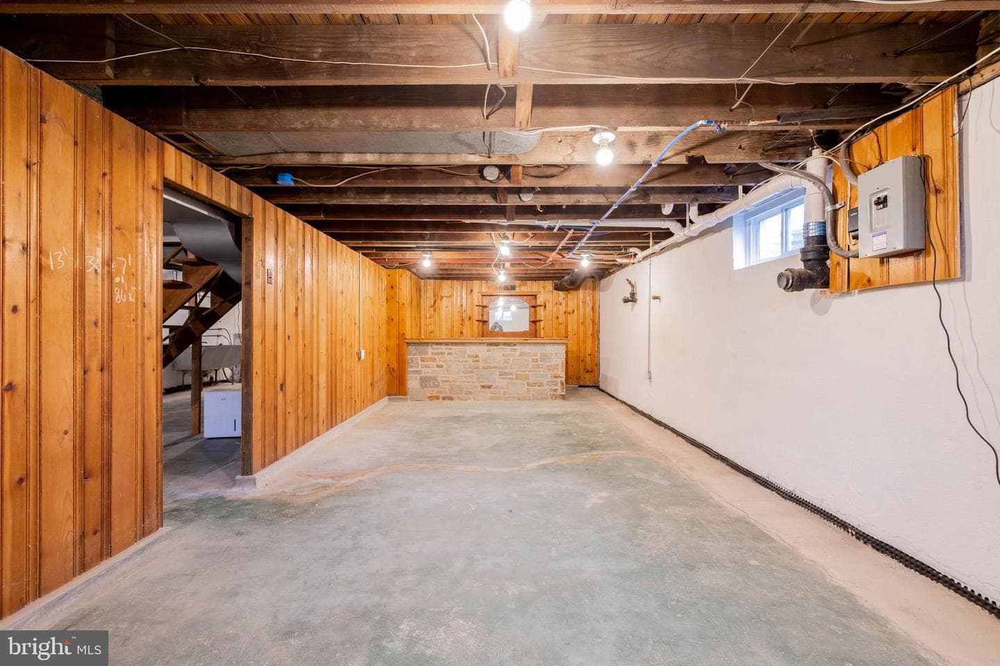 6120 Catherine Street photo 33