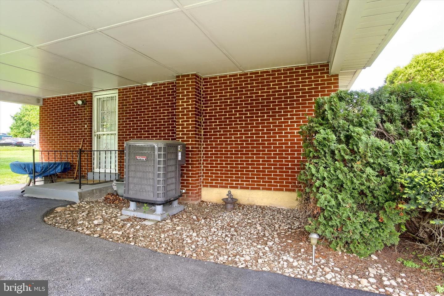 3625 Brookfield Road photo 6