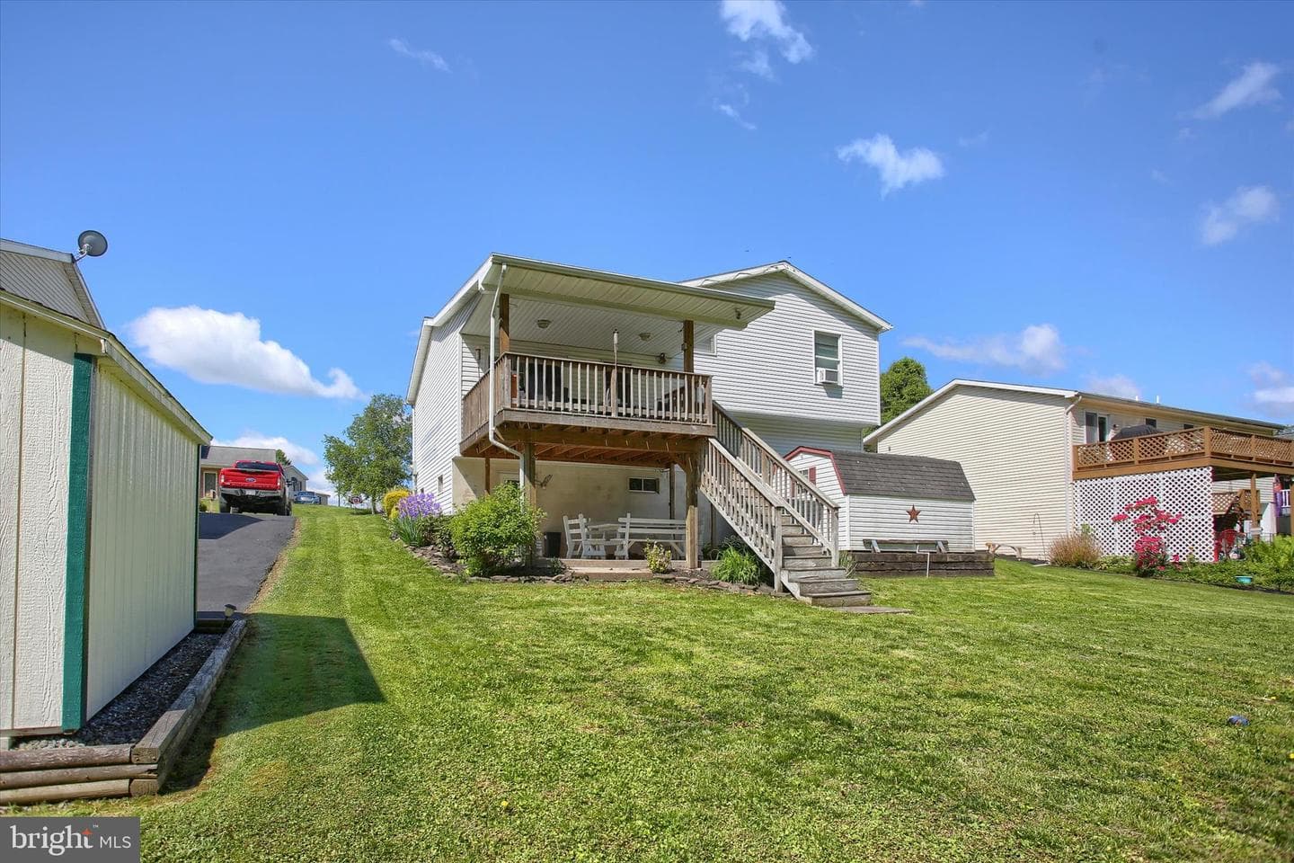 261 Ridgewood Drive photo 25