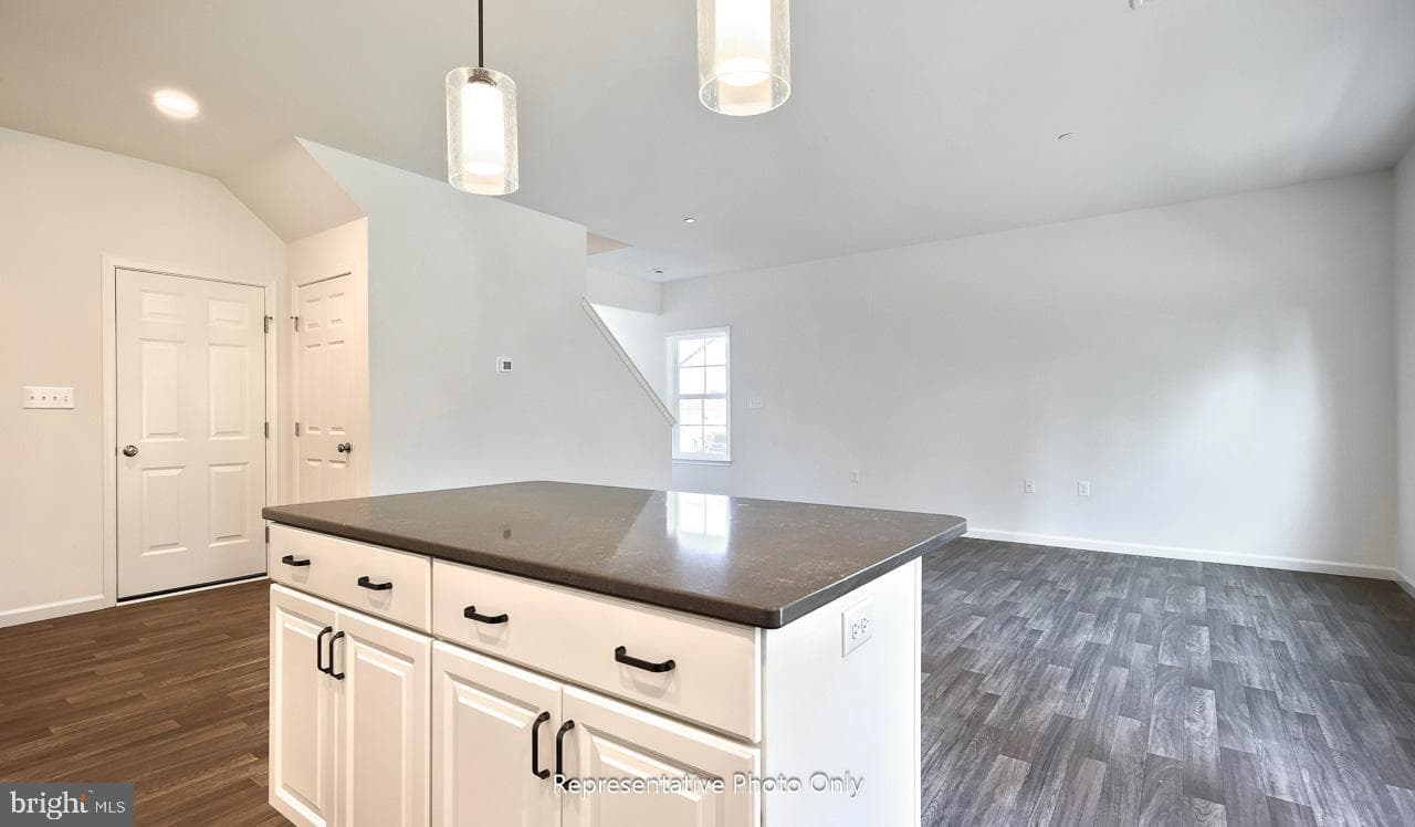 7856 Oak Brook Drive photo 11