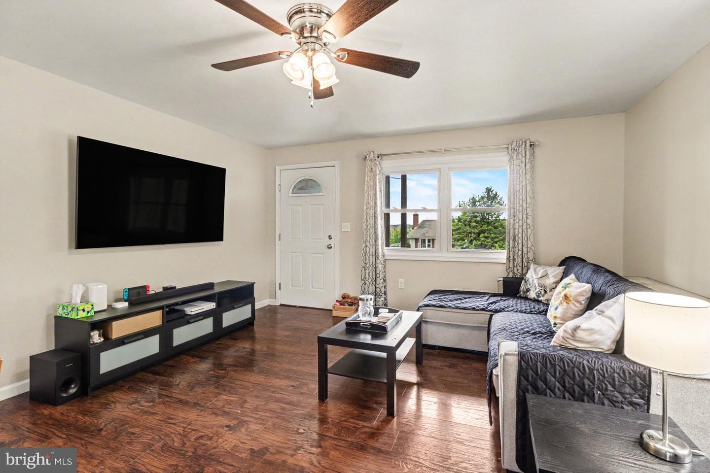 174 Hollywood Drive photo 6