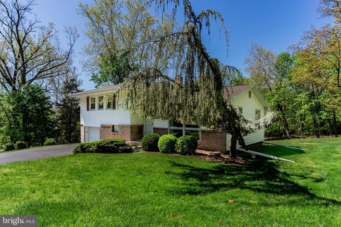 2220 Blue Mountain Parkway photo 3