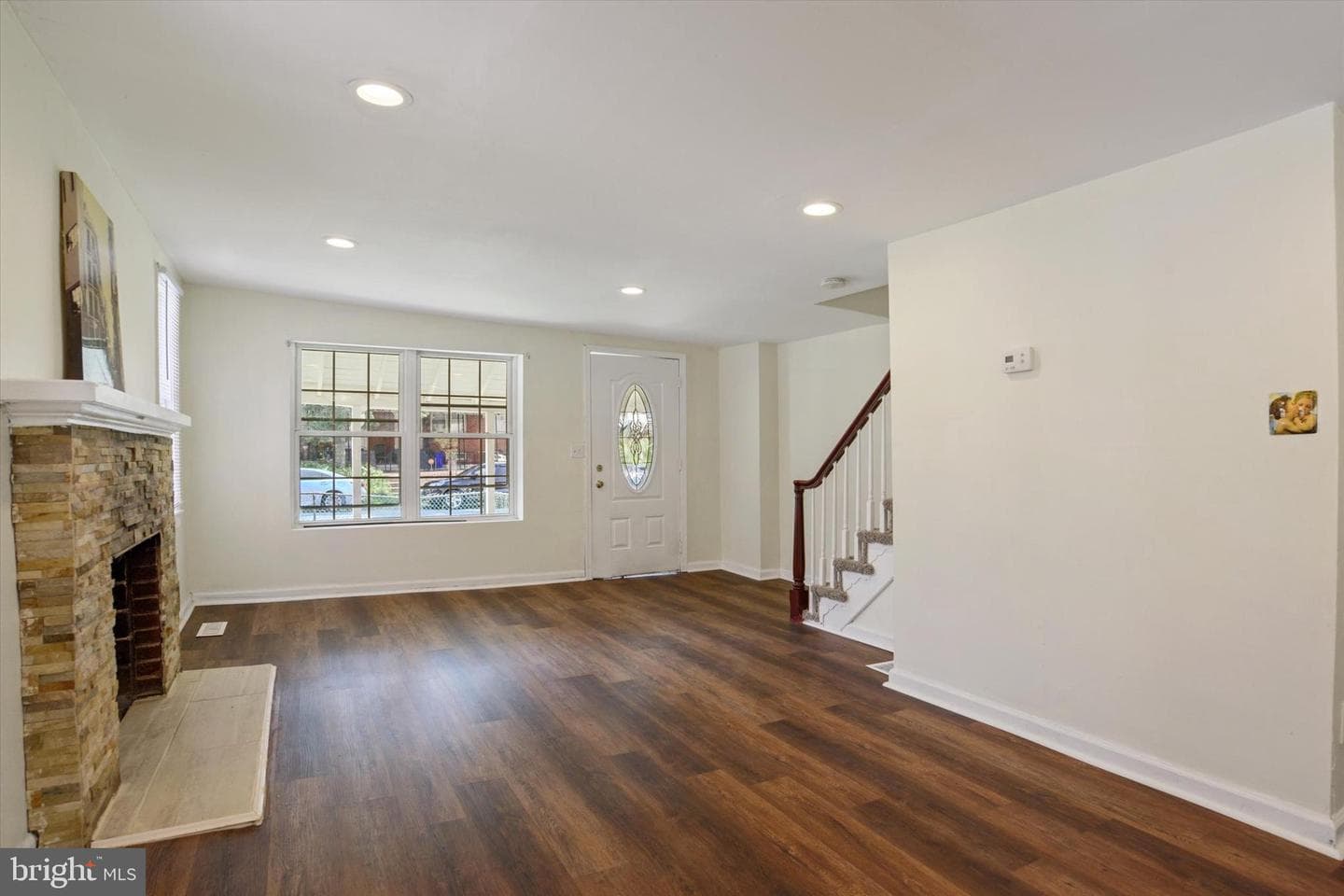 2266 Kensington Street photo 4
