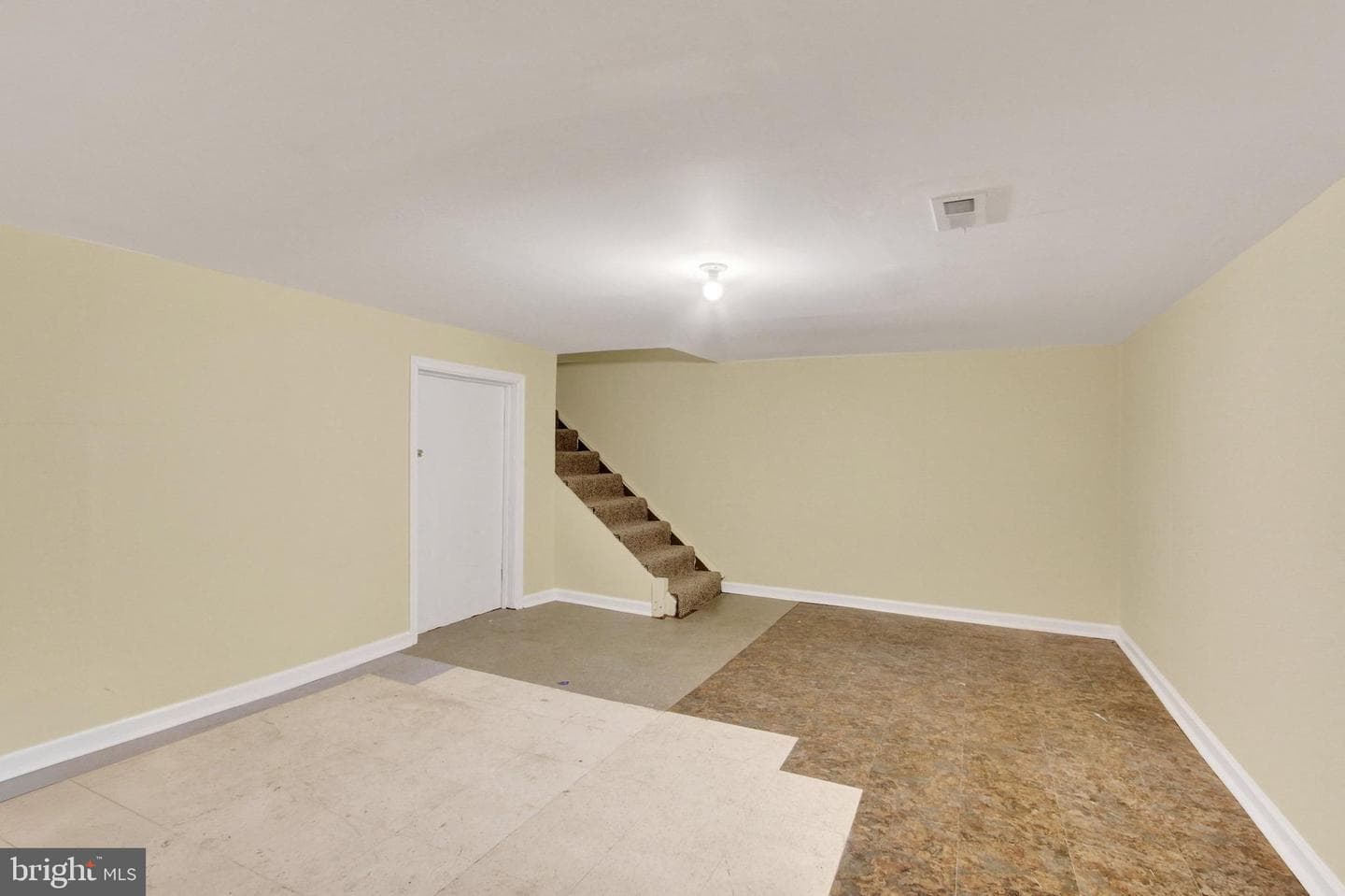 108 Walnut Street photo 20