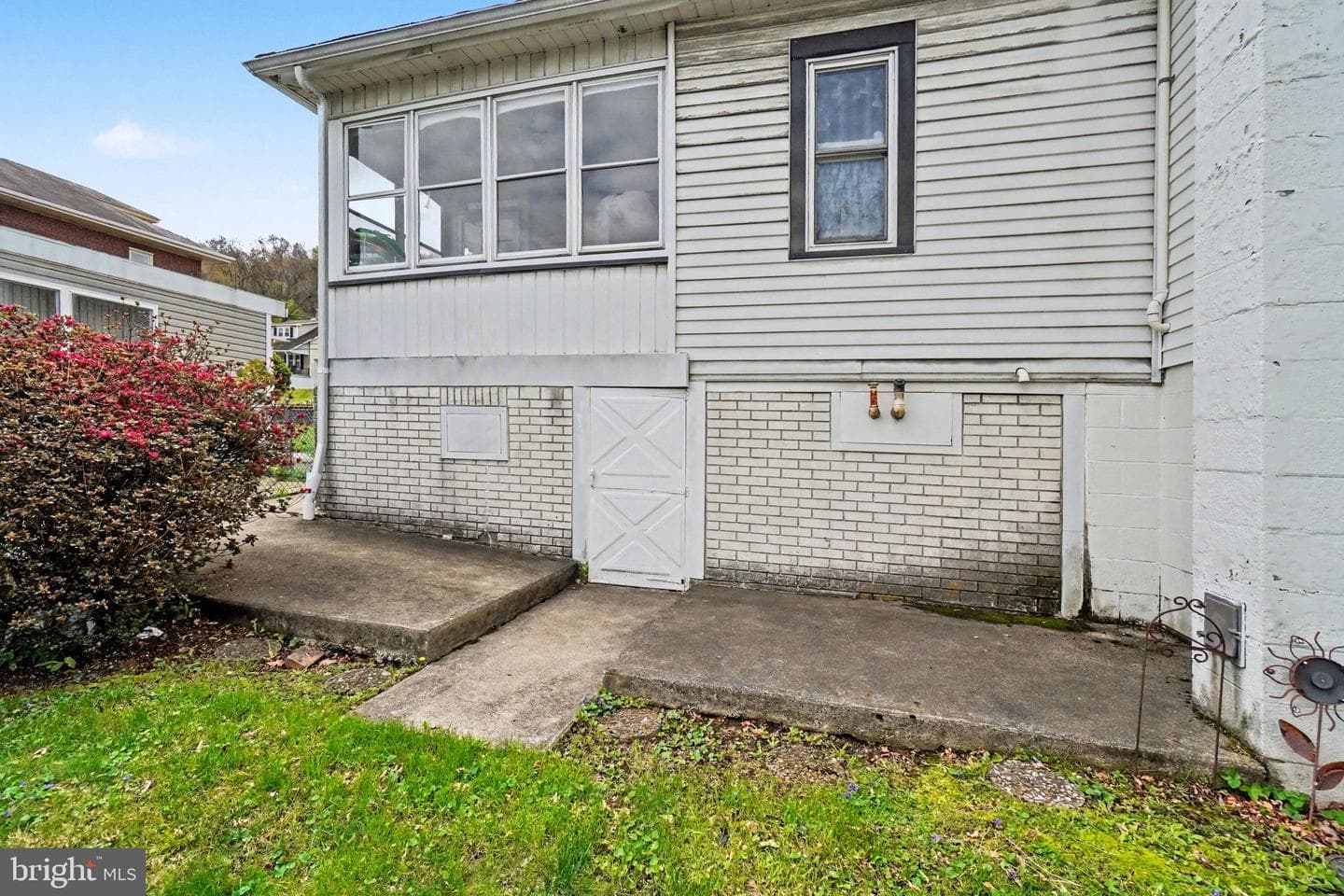 813 Main Street photo 25