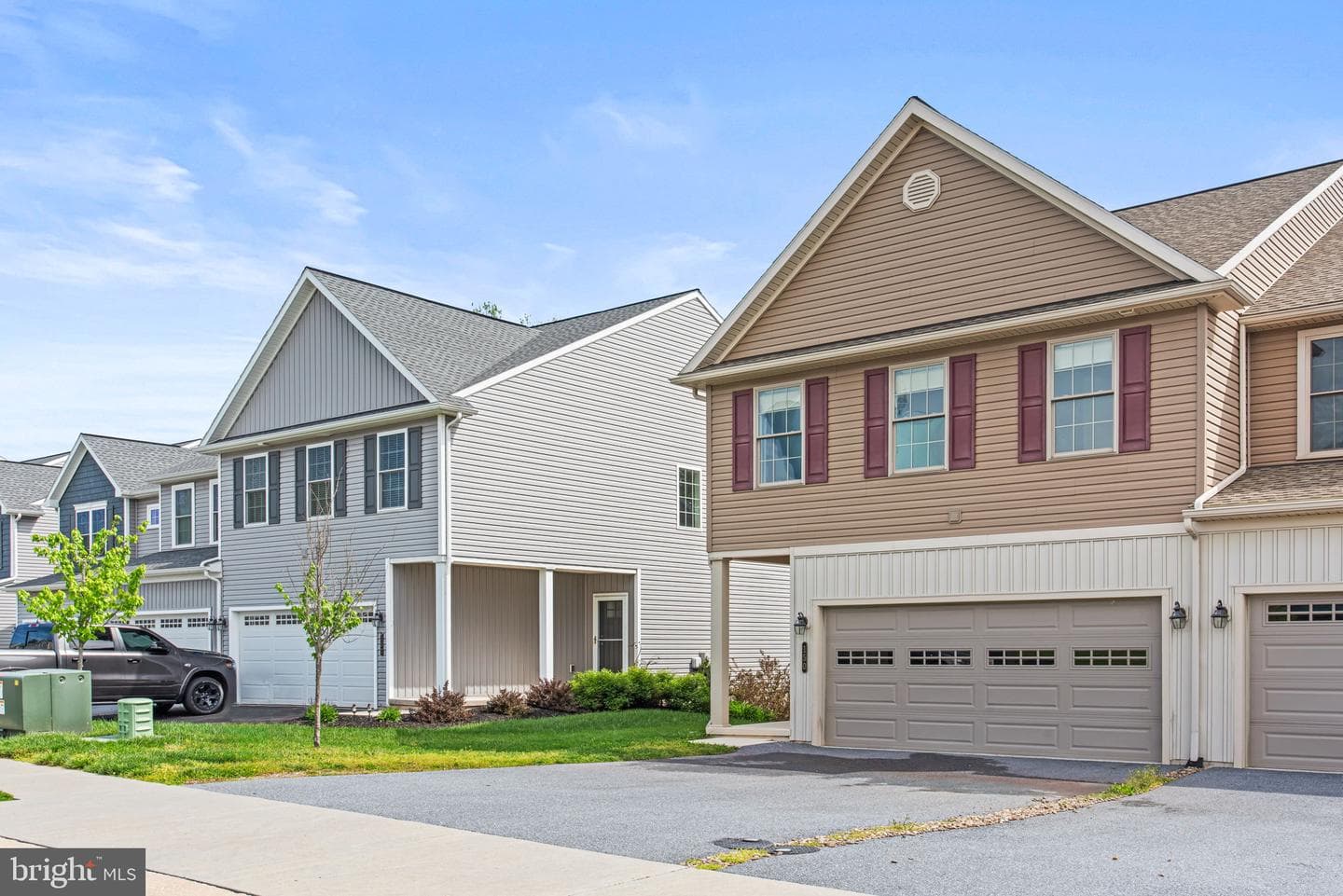 150 Sage Boulevard photo 37