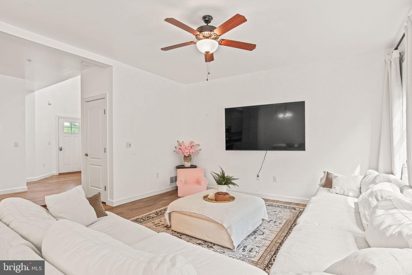 150 Sage Boulevard photo 5