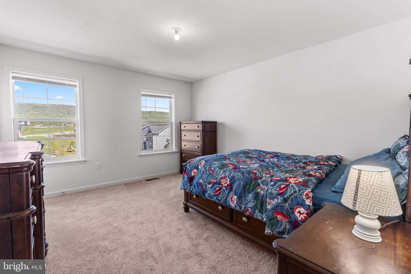 2425 Hawthorne Drive photo 31
