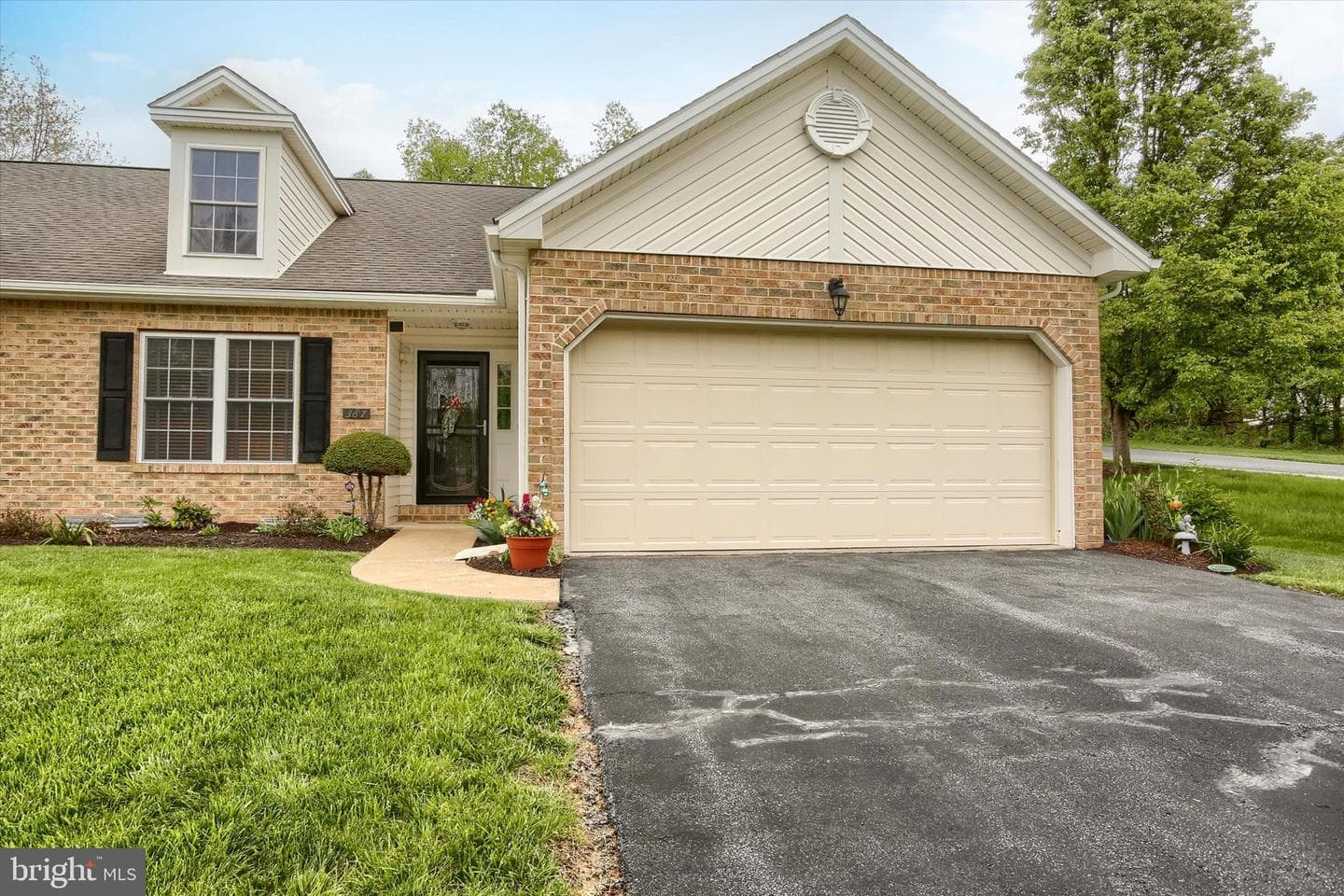 387 Schaffner Drive photo 39