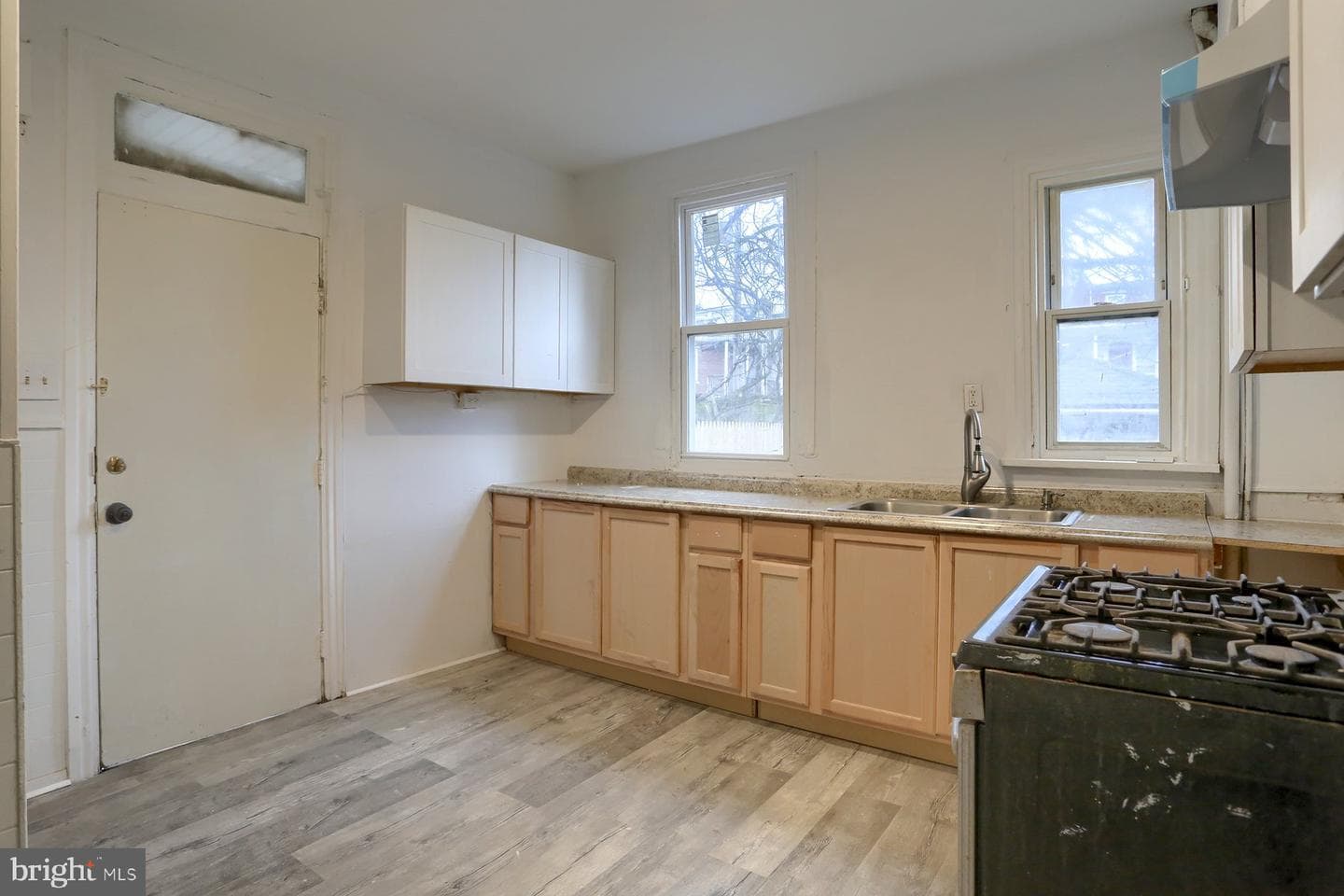 1407 Liberty Street photo 15
