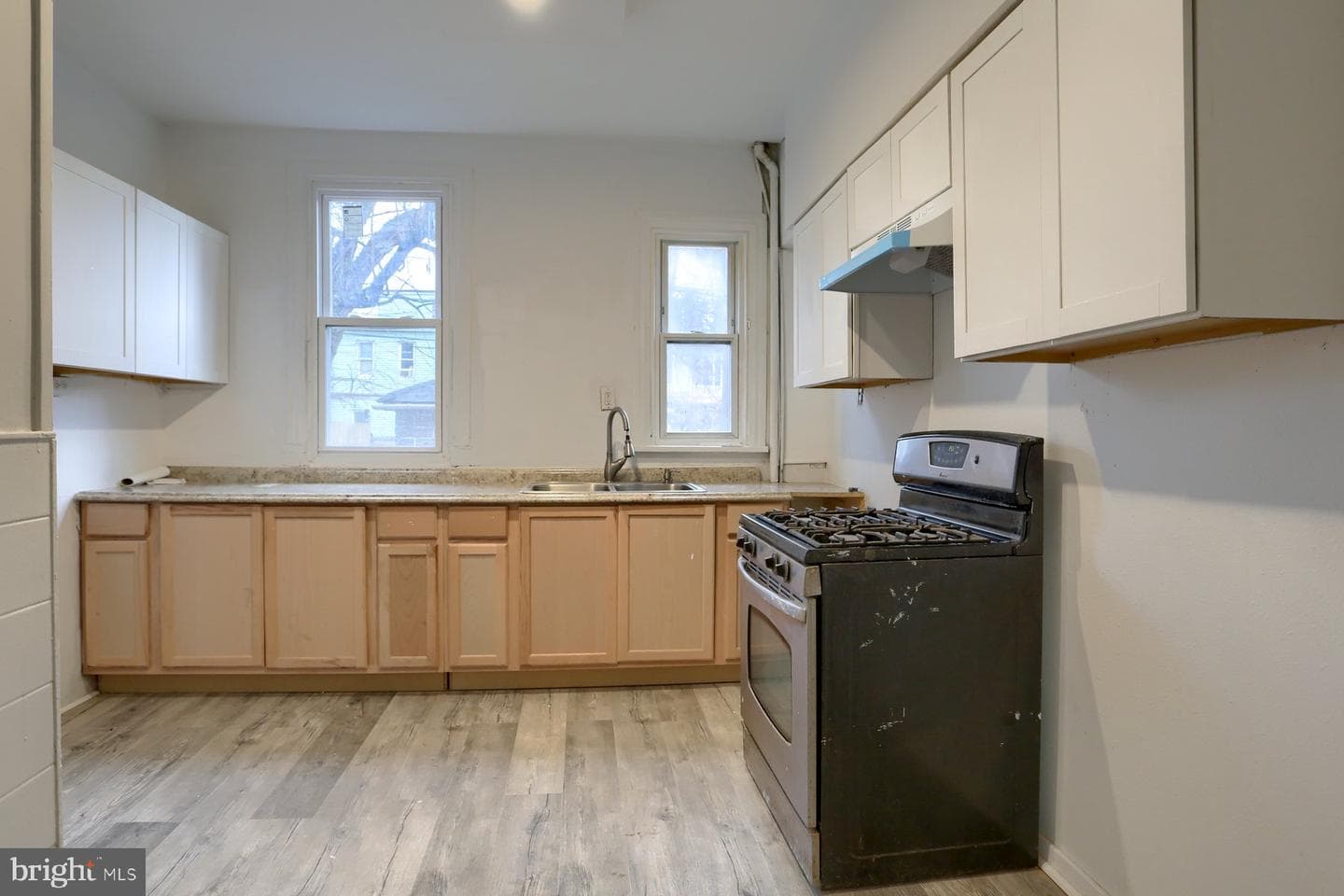 1407 Liberty Street photo 16