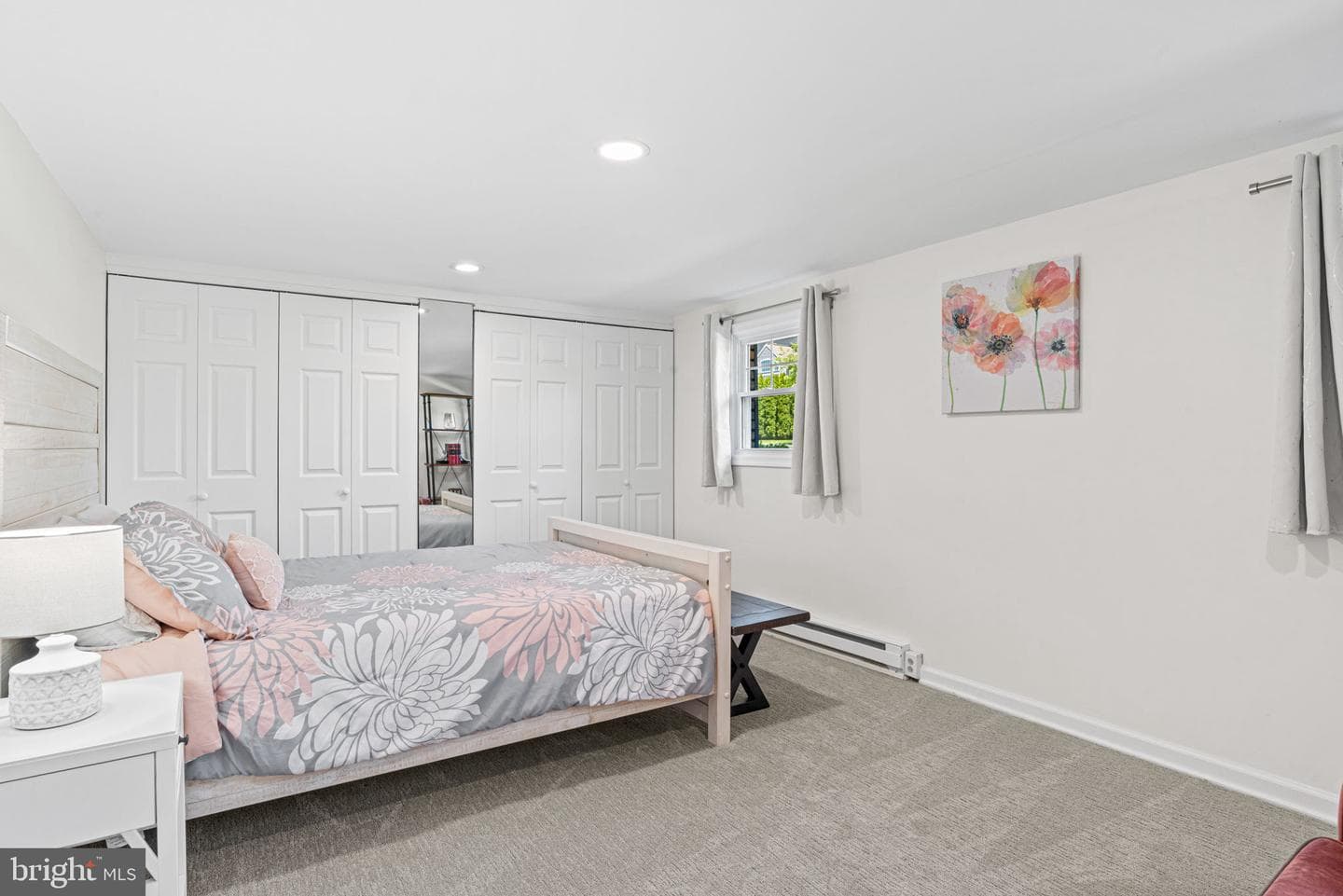 667 Locust Street photo 33