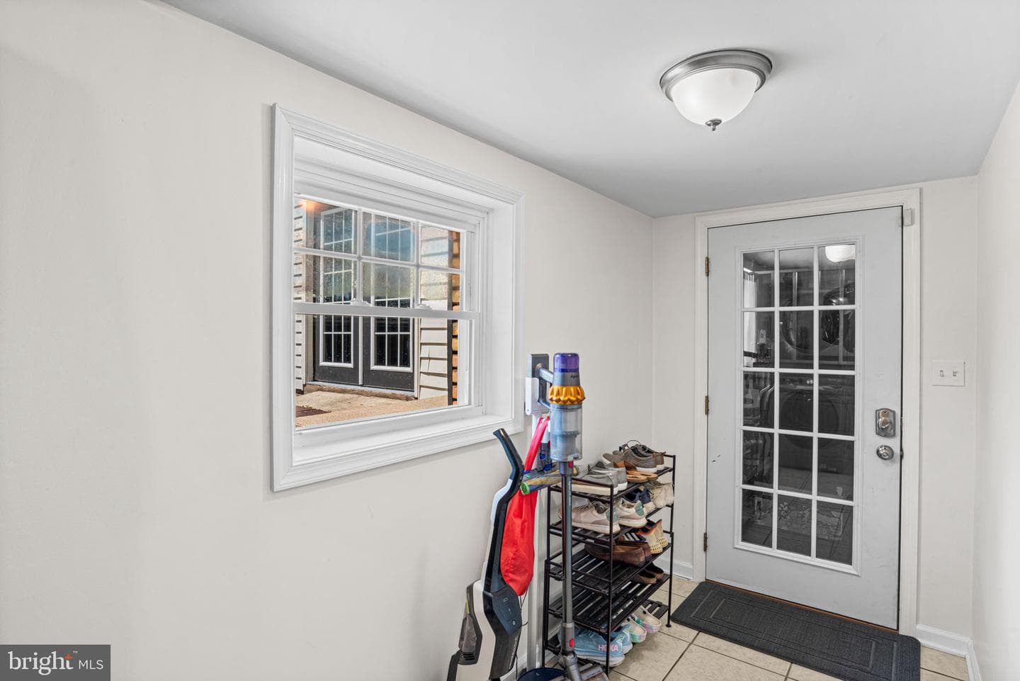 667 Locust Street photo 38