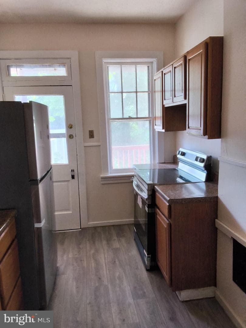 1615 Forster Street photo 8