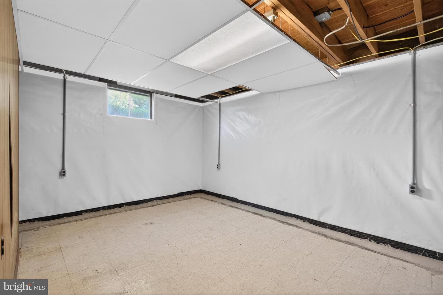 6210 Catherine Street photo 17