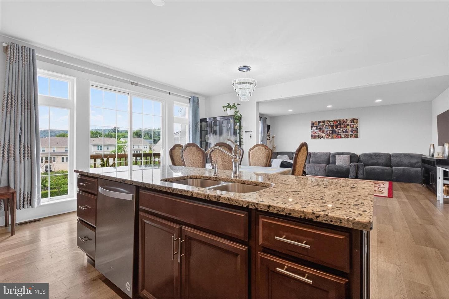 1829 Ethan Drive photo 16