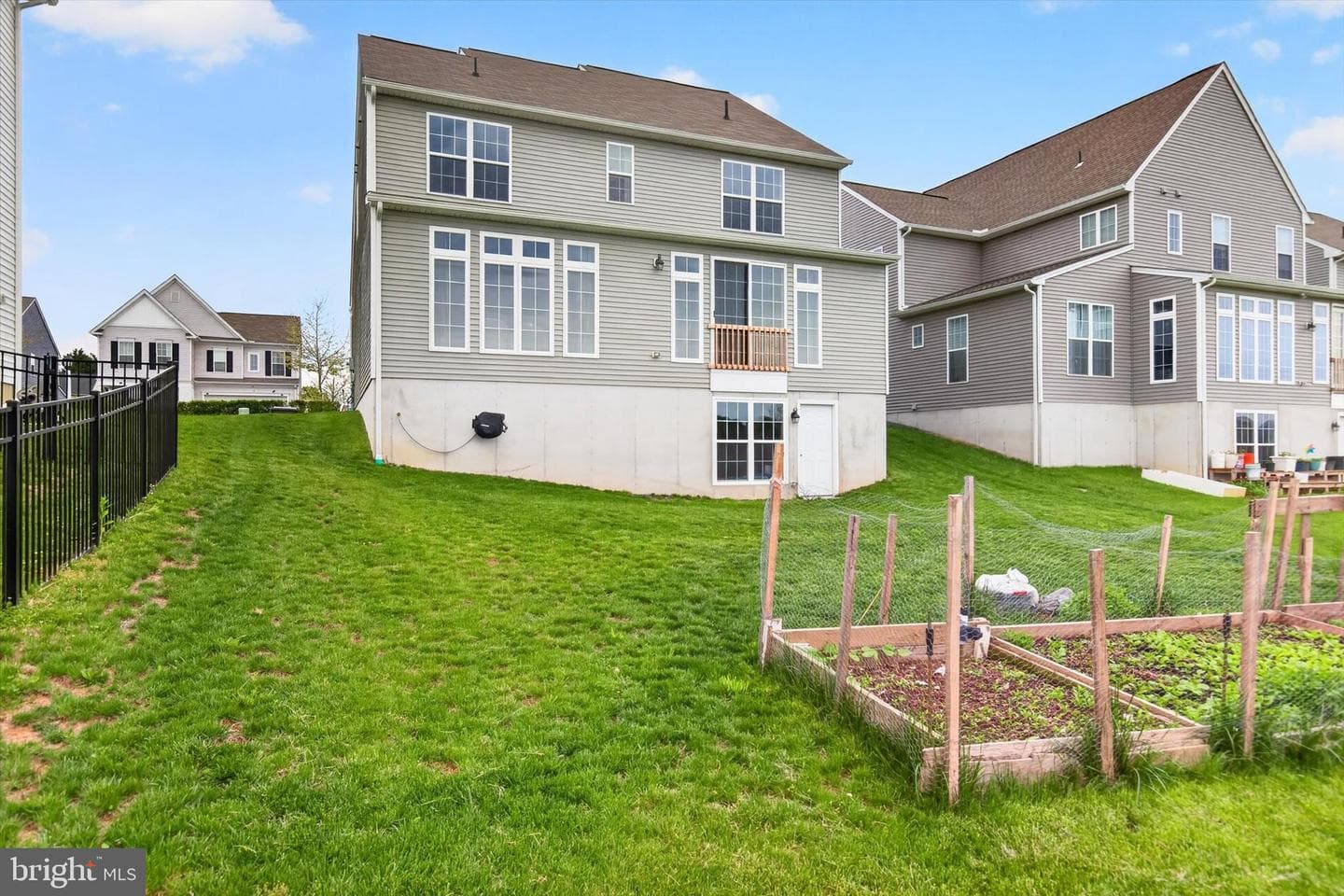 1829 Ethan Drive photo 32