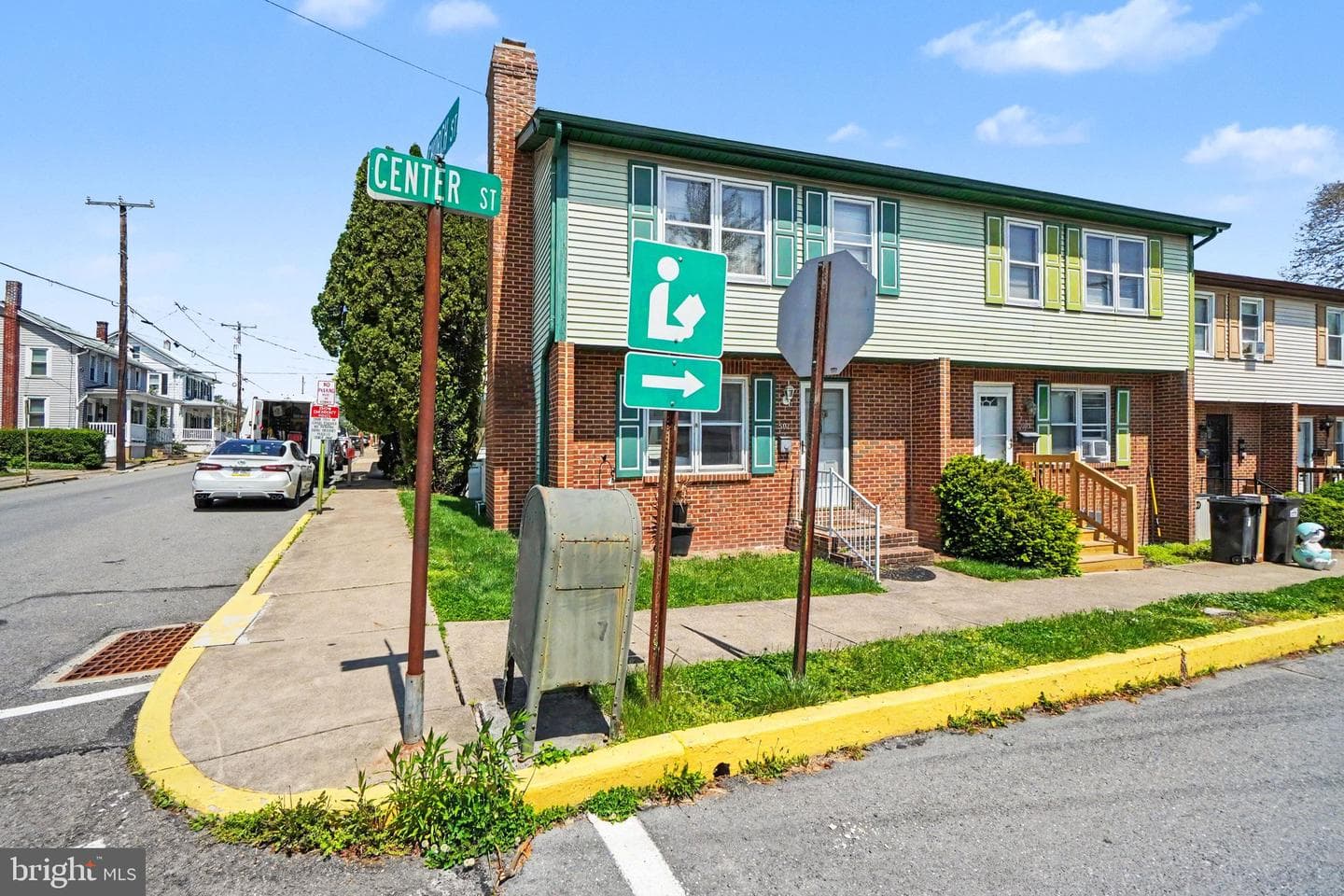 501 Center Street photo 23