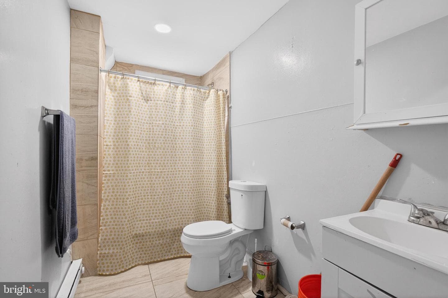 1348 Vernon Street photo 17