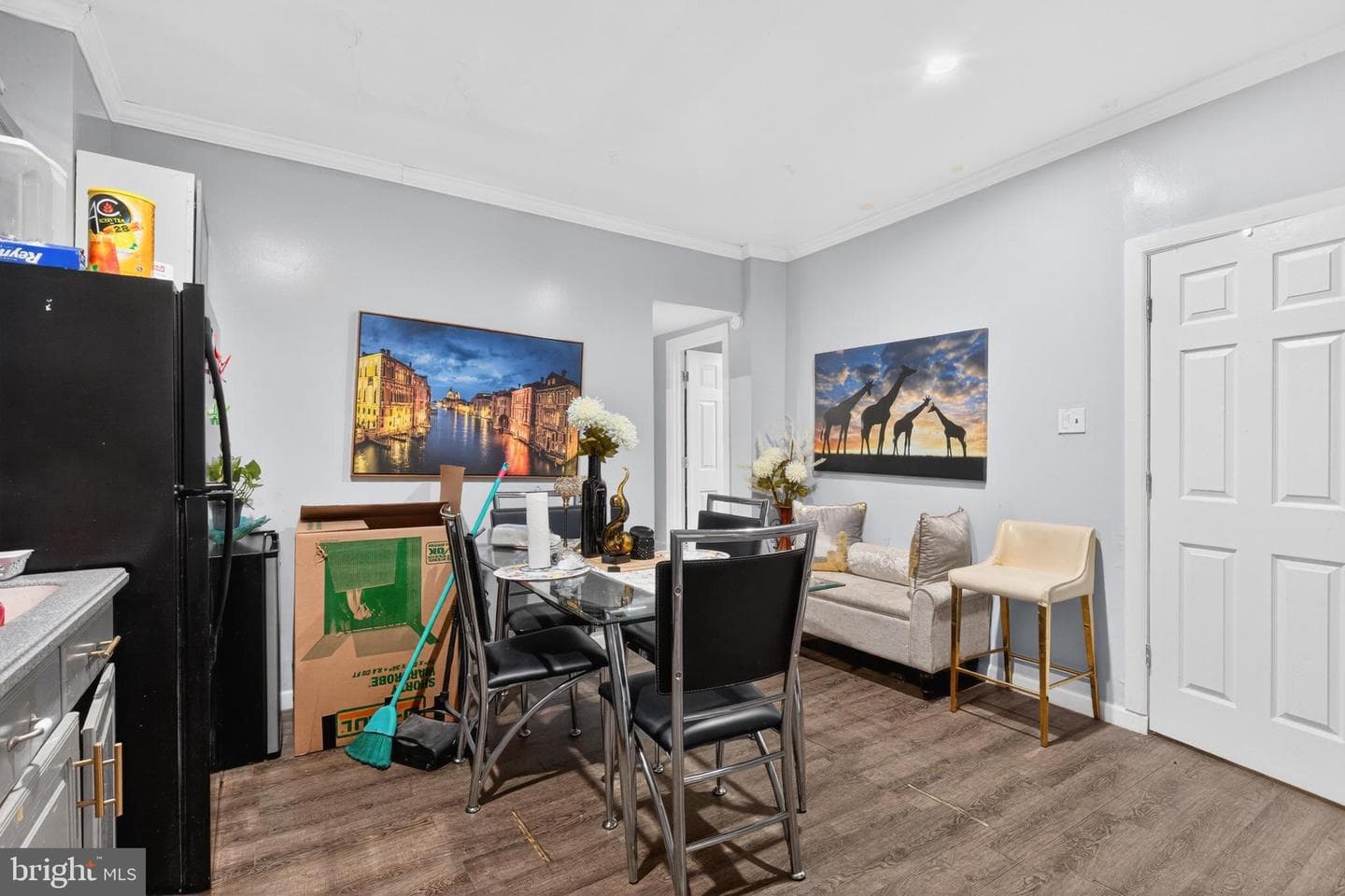 1348 Vernon Street photo 3