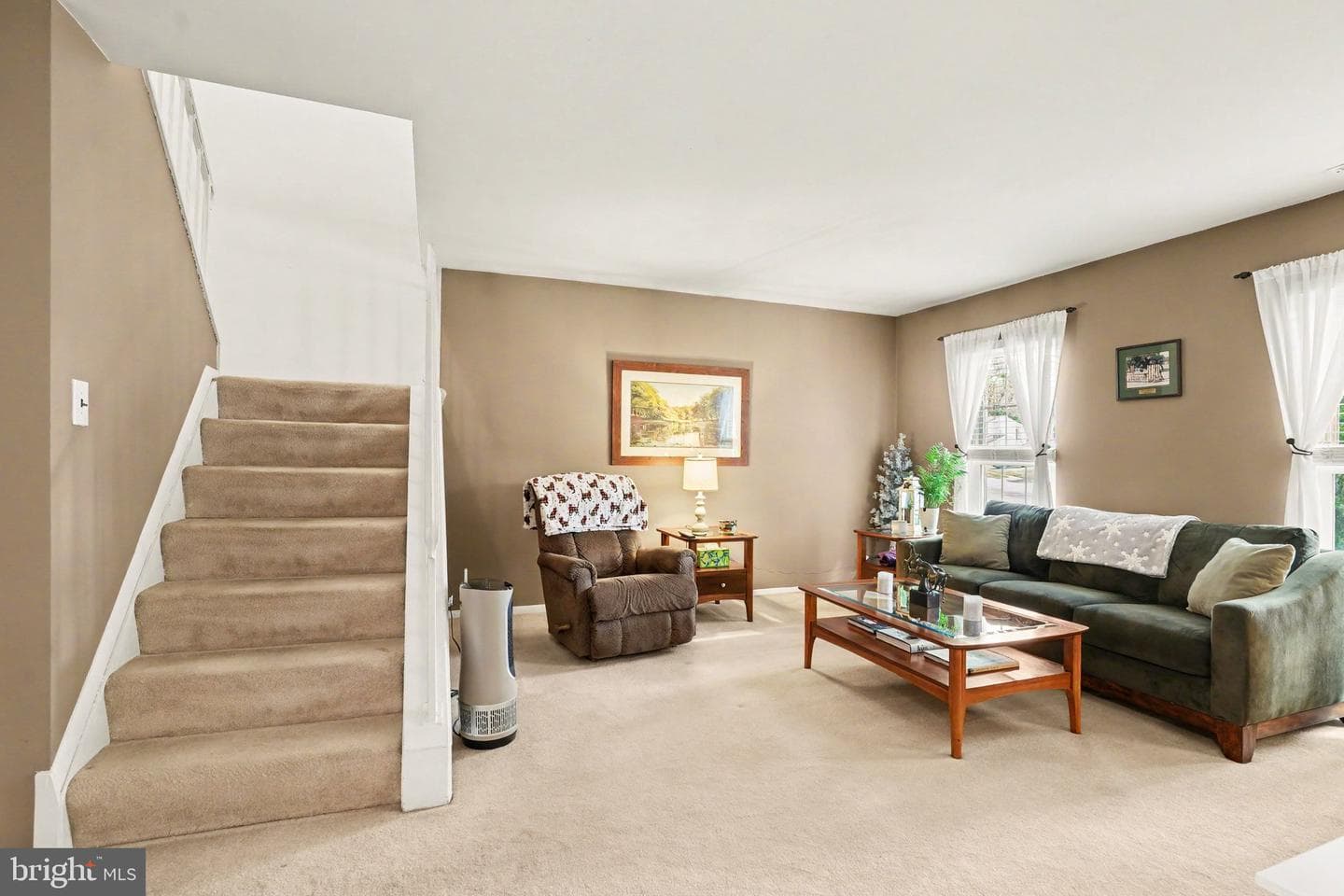 300 Lopax Road photo 4