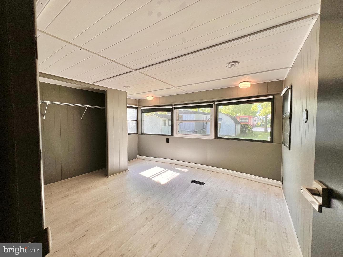 119 Andrew Drive photo 14