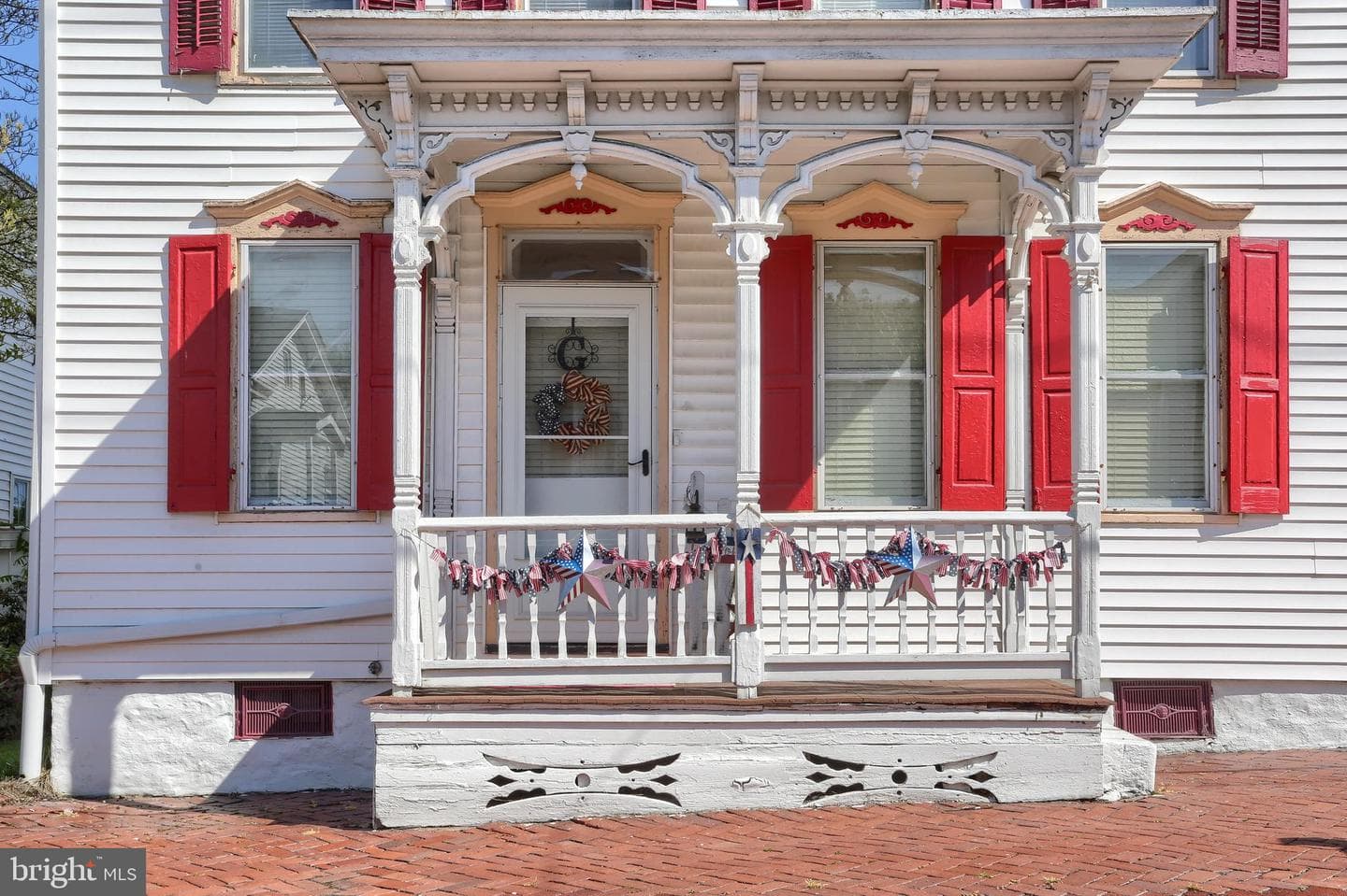 229 W Main Street photo 5