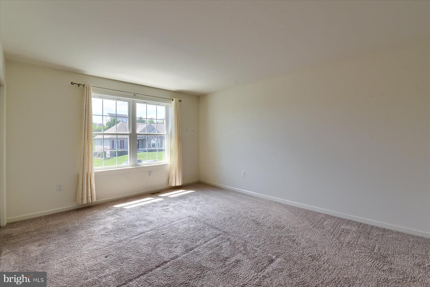 7050 Beaver Spring Road photo 28
